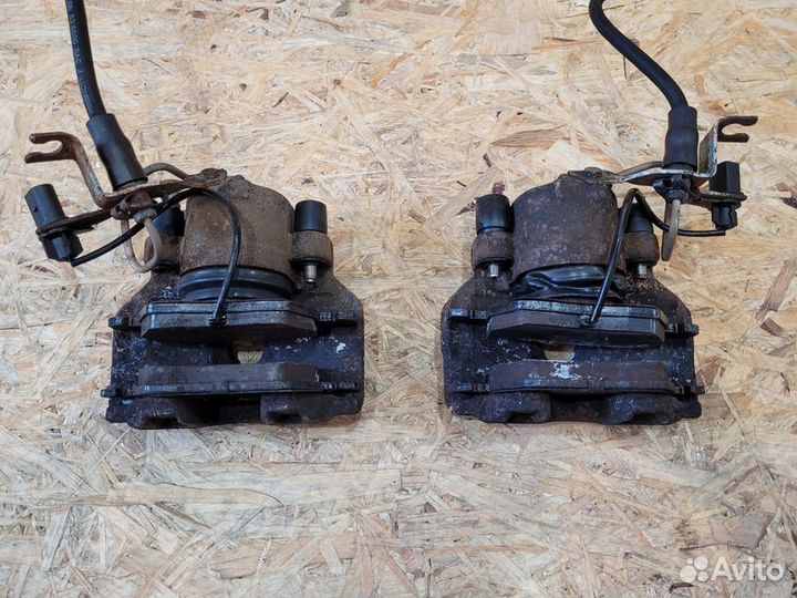 Суппорт тормозной передний Audi A6 C5 (1997—2001)