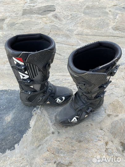 Мотоботы Ataki