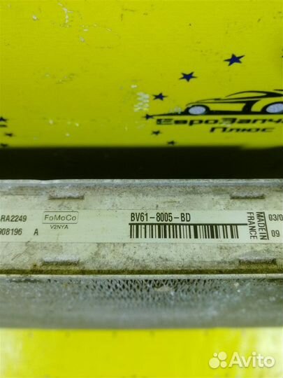 Радиатор охлаждения двигателя Ford Focus 3