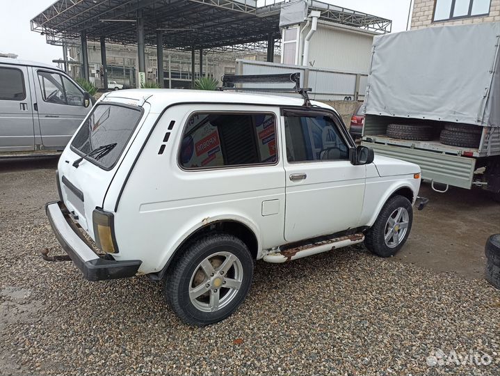 LADA 4x4 (Нива) 1.7 МТ, 2015, 112 000 км