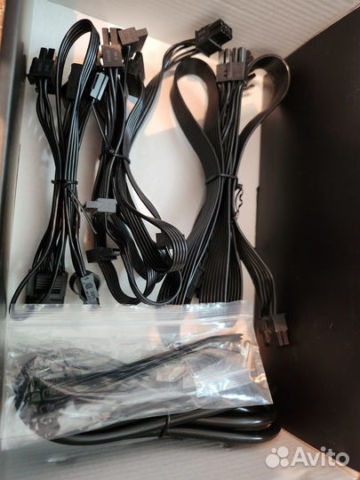 Блок питания Corsair CX650M