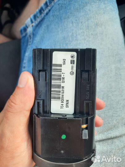 Блок переключени фар VW Polo