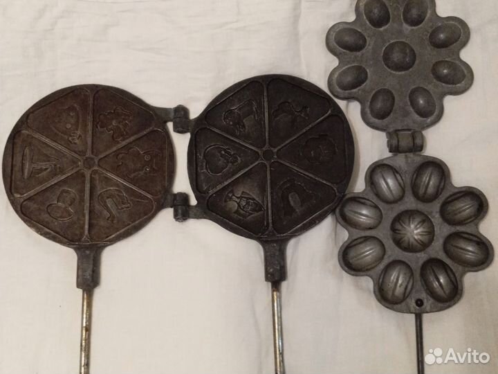 Формы для выпечки и орешница СССР. И для печенья