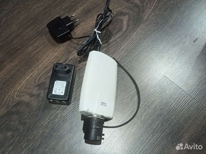 IP Сетевая камера Axis 211 PoE