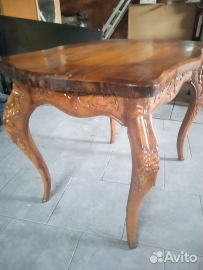 Стол ручной работы