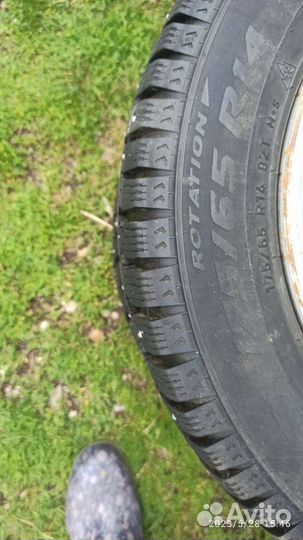 Pirelli Ice Zero 175/65 R14