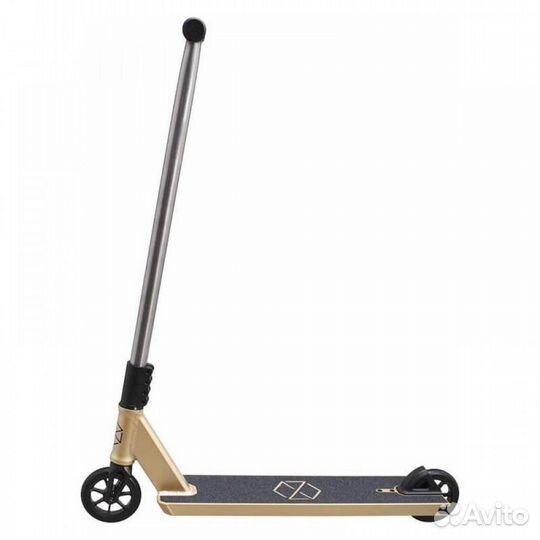Трюковой самокат Native Stem Saundezy