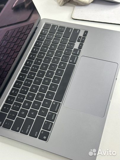 Macbook air 13 2022 m2