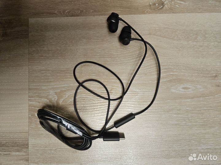 Наушники с микрофоном HTC