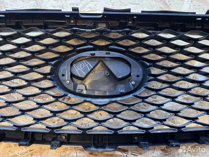 Решетка радиатора Infinity QX50 628905NA0A