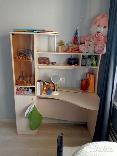 Компьютерный стол