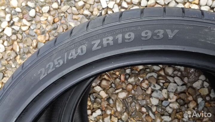 Kumho Ecsta PS71 225/40 R19 93Y