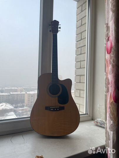 Продам гитару q.johnson