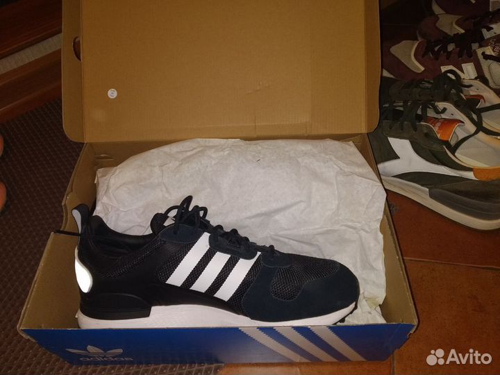 Кроссовки Adidas ZX 700 HD