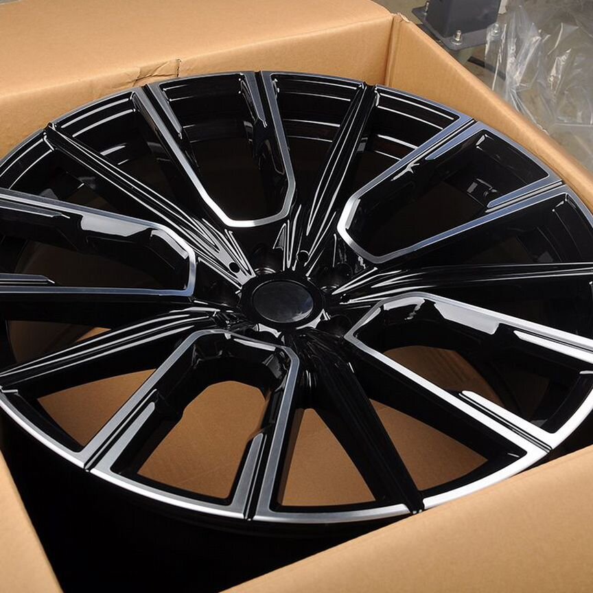 Диски для BMW 7(G11/G12) BMW-X4 (G). BMW X3 (G01) Powcan BK5836 8.5x20/5x112 D66.6 ET25 BKF литой