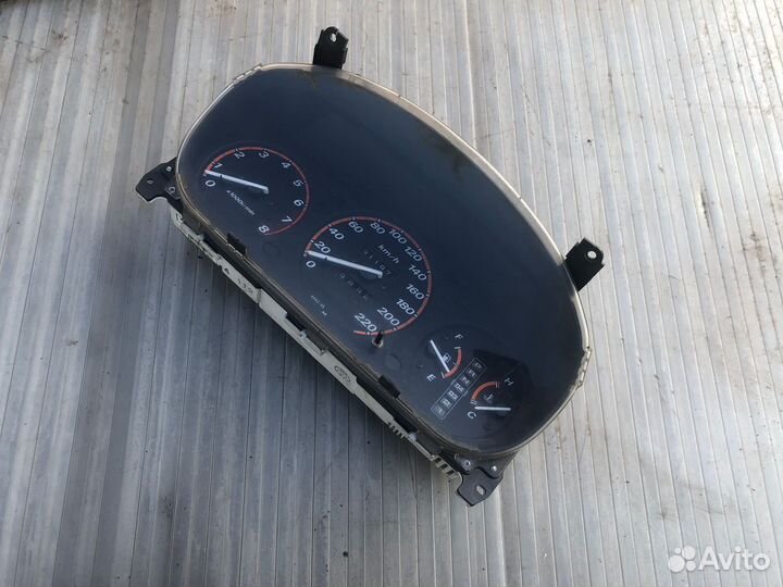 Щиток приборов АКПП Honda crv 99г