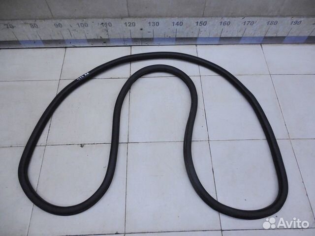 Уплотнитель (внутри) Golf V Plus 2005-2014