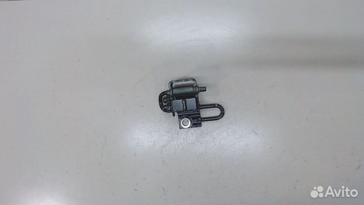 Петля двери Porsche Cayenne, 2008