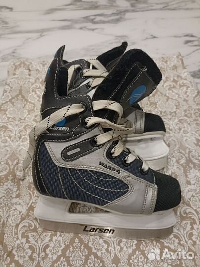 Коньки хоккейные 30 и 39 размер