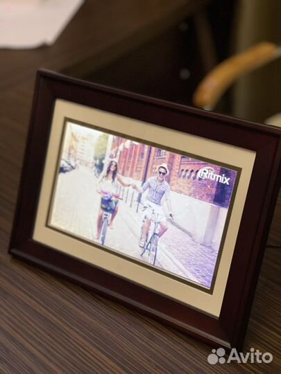 Цифровая фоторамка Ritmix 10.1 Дюймов