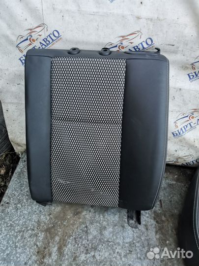 Спинка заднего левого сиденья Renault Fluence