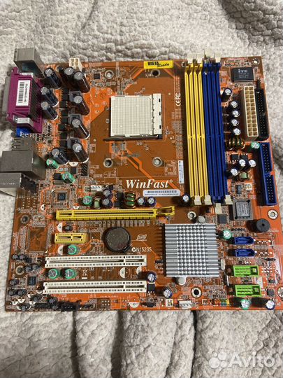 Материнская плата