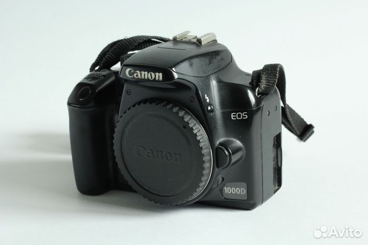 Фотоаппарат Canon EOS1000D