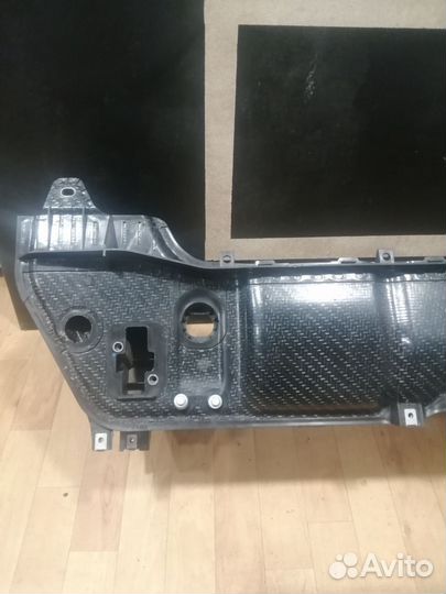 Mercedes-benz Gle w167 Панель передняя(телевизор)