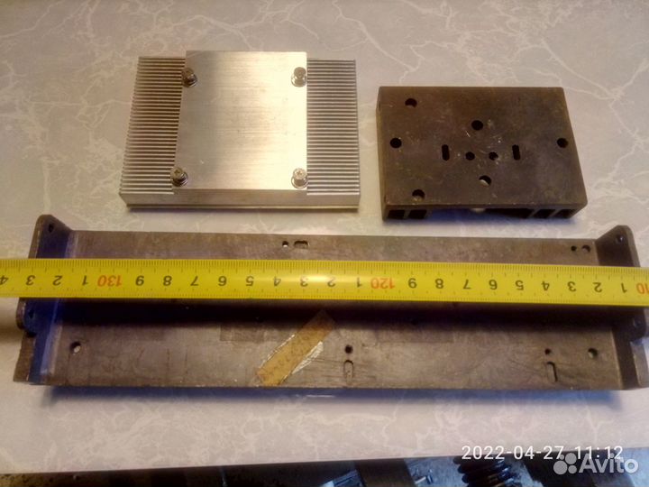 Радиатор охлаждения для радиодеталей