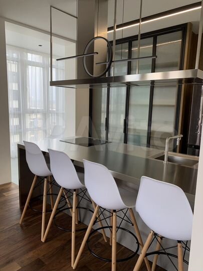 4-к. квартира, 150 м², 12/17 эт.