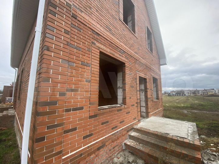 Дом 145 м² на участке 3,2 сот.