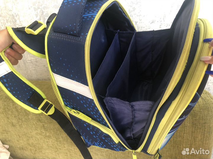 Рюкзак школьный для мальчика ортопедический