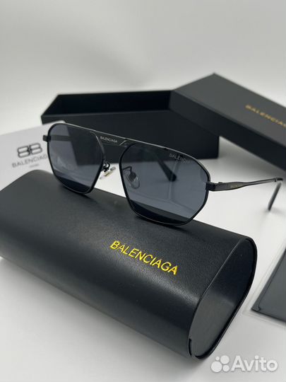Солнцезащитные очки balenciaga