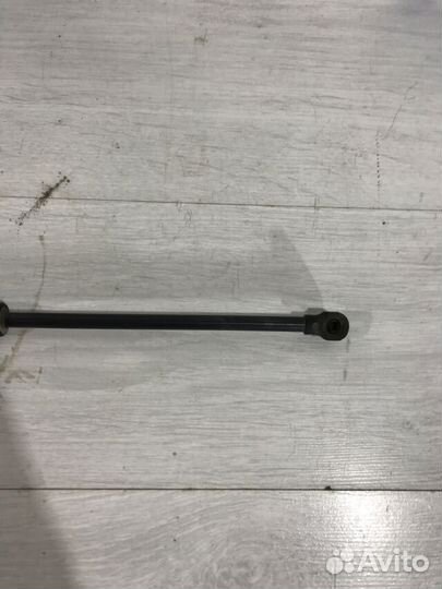 Газовый упор крышки багажника renault arkana 1.3 2