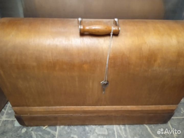 Швейная машинка