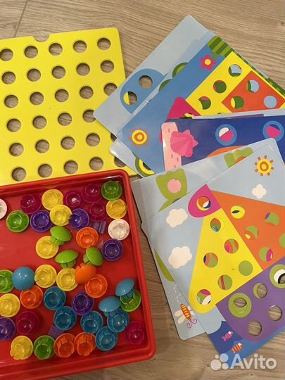 Button nail головоломка