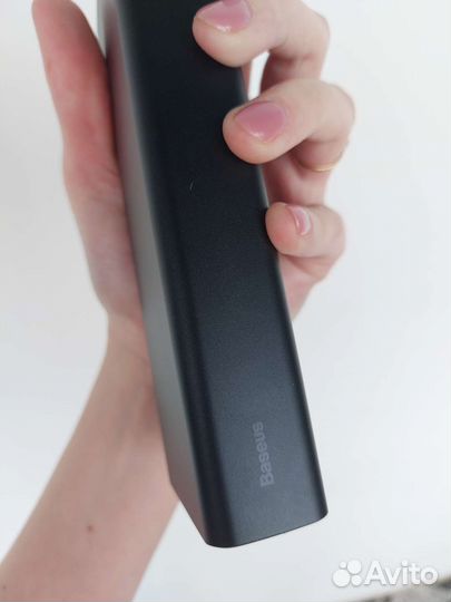 Повербанк baseus