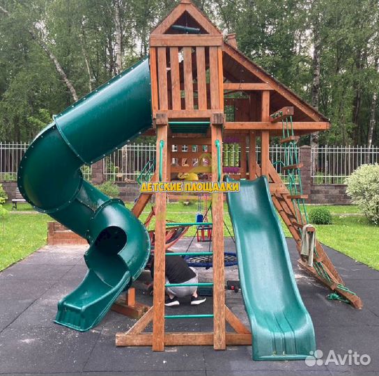 Детская площадка для всей семьи