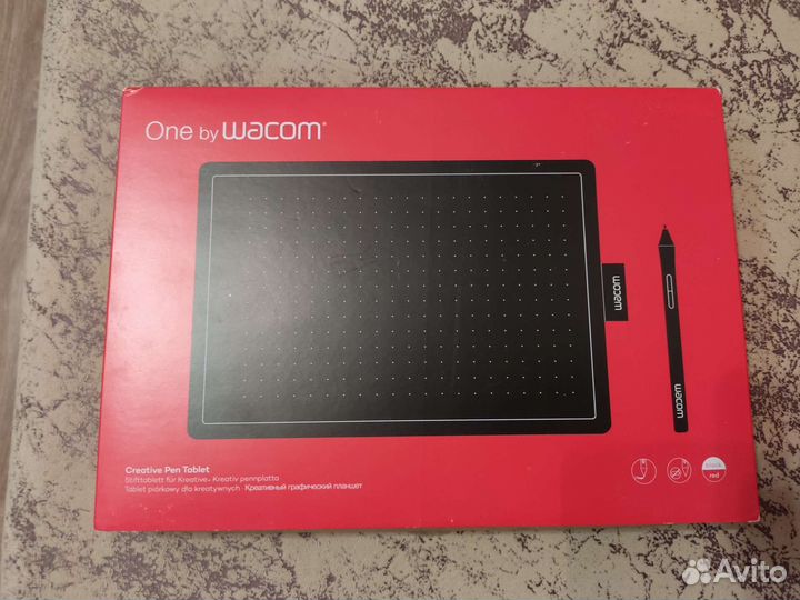 Графический планшет Wacom One by Wacom Medium