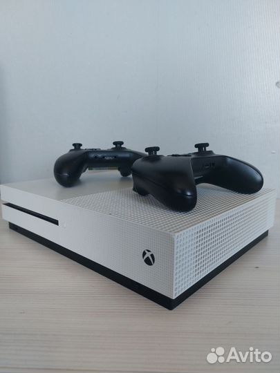 Xbox One S