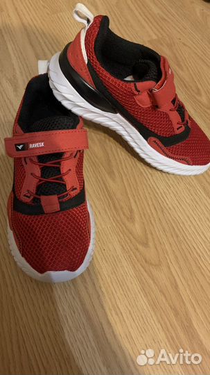Кроссовки детские новые 34 размер