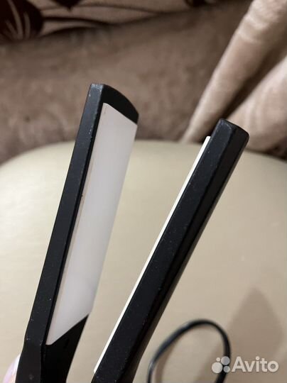 Выпрямитель для волос утюжок