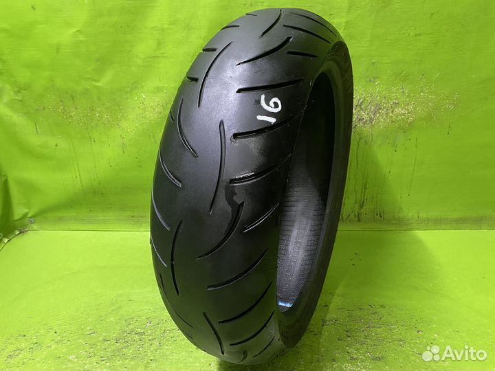 Мотошина 180 55 R17 Metzeler roadtec z8