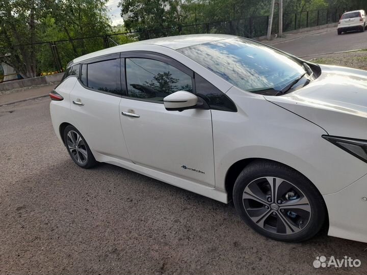 Nissan Leaf AT, 2017, 115 000 км