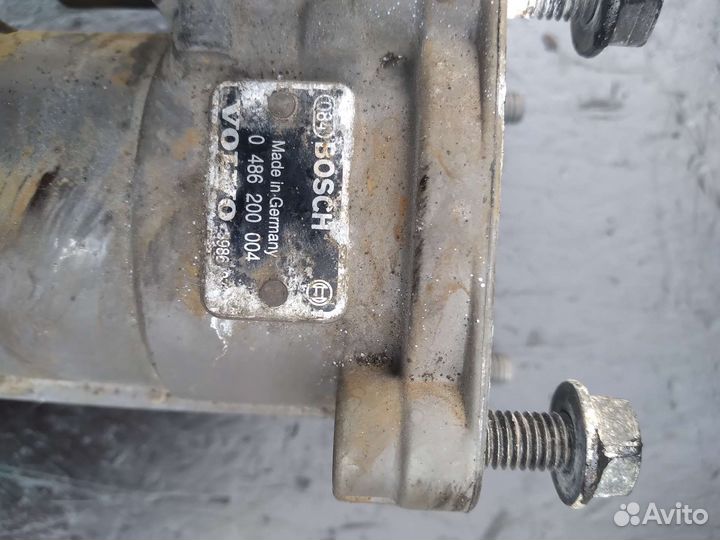 Кран главный тормозной Volvo FH12