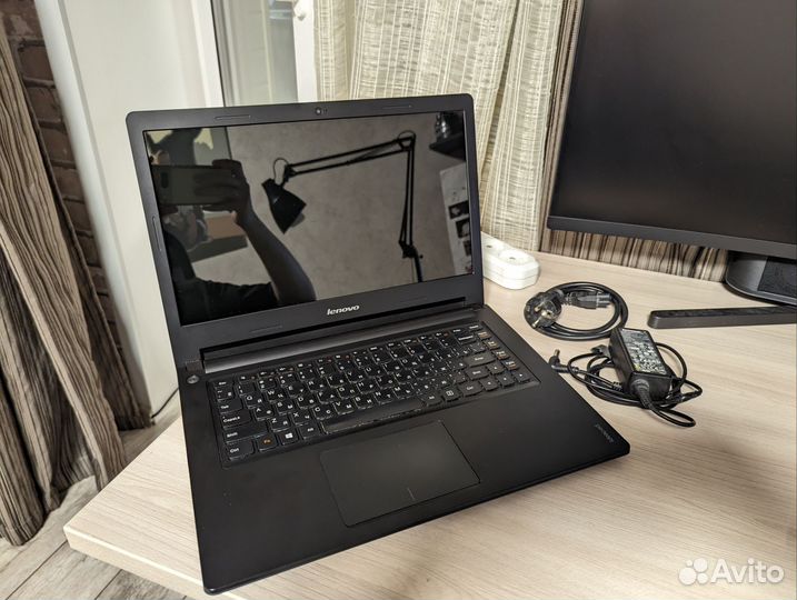 Ноутбук Lenovo i5-3317U/SSD 120 гб/4 гб DDR3