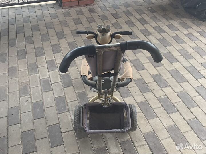 Детский велосипед с родительской ручкой