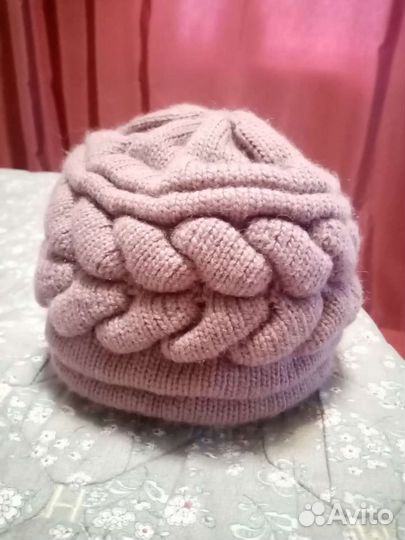 Шапка женская вязаная