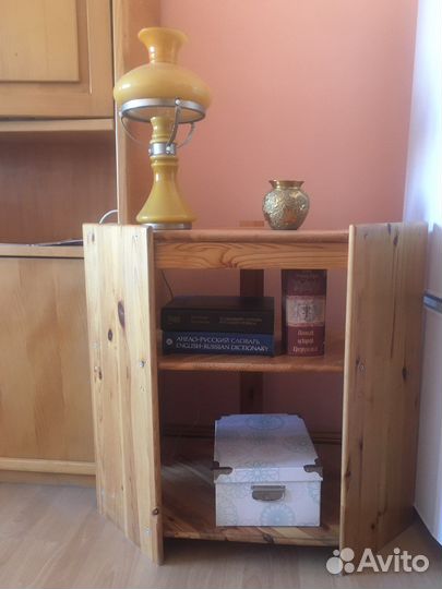 Тумба из натурального дерева угловая