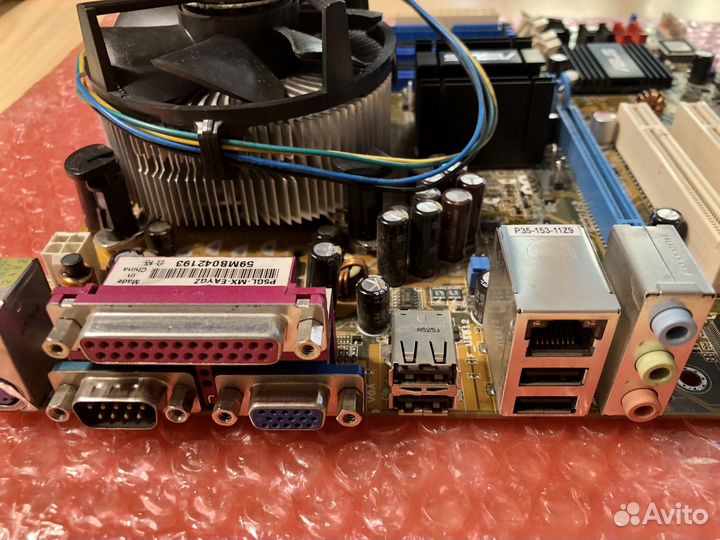 Материнская плата с процессором и памятью